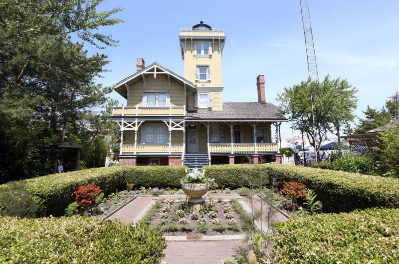 Hereford Inlet Lighthouse