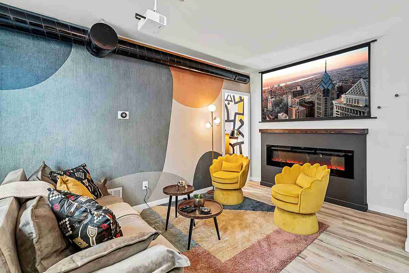 NoLibs | Fishtown | *Projector* | Gorgeous 1BR